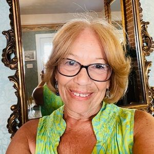 Meet your Posher, Carmen